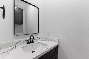 8006 Birmingham St, Houston, TX 77028 - Photo 21