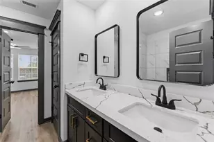 8006 Birmingham St, Houston, TX 77028 - Photo 17