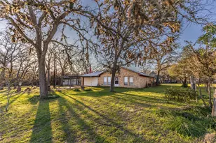 125 Forrest Ln, Brenham, TX 77833 - Photo 1