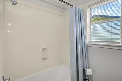 115 S Cedar Street, Lake Jackson, TX 77566 - Photo 31
