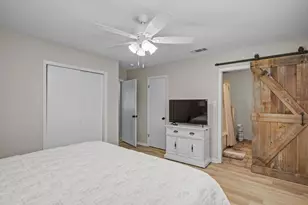 115 S Cedar St, Lake Jackson, TX 77566 - Photo 37