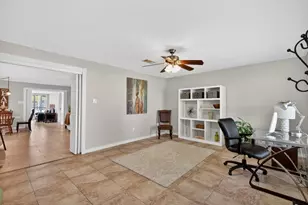 115 S Cedar St, Lake Jackson, TX 77566 - Photo 7