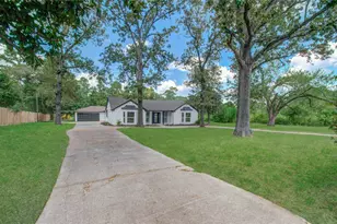 1602 Baker Dr, Tomball, TX 77375 - Photo 5