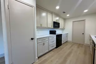 1304 Tony St, White Oak, TX 75693 - Photo 11