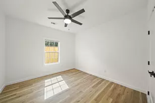 6206 Lyndhurst Dr, Houston, TX 77087 - Photo 11