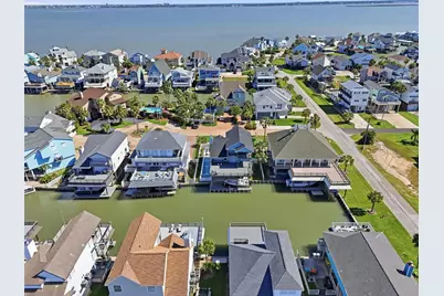 918 Short Reach Drive, Tiki Island, TX 77554 - Photo 41