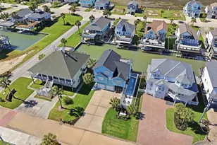 918 Short Reach Dr, Tiki Island, TX 77554 - Photo 39