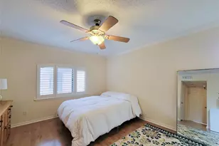 6443 Bayou Glen Rd, Houston, TX 77057 - Photo 13