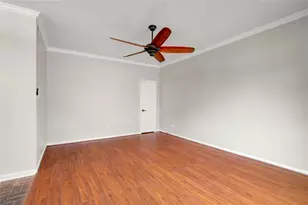 4127 Meyerwood Dr, Houston, TX 77025 - Photo 9