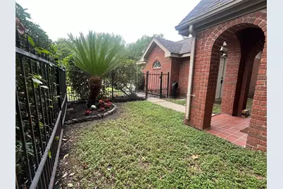 9602 Top Gallant Court, Houston, TX 77065 - Photo 5