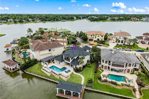 3038 S Island Dr, Seabrook, TX 77586 - Photo 1