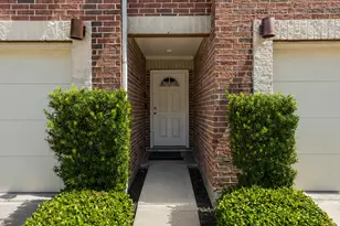 5941 S Loop E, Houston, TX 77033 - Photo 3