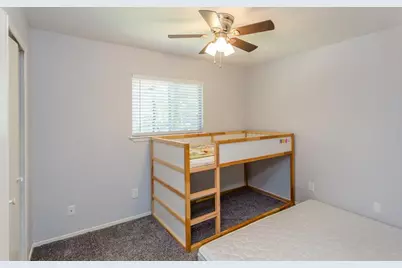 44 S Waxberry Road, The Woodlands, TX 77381 - Photo 15