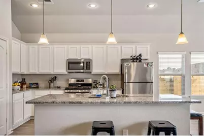 2507 Canyon Crown Court, Conroe, TX 77304 - Photo 9