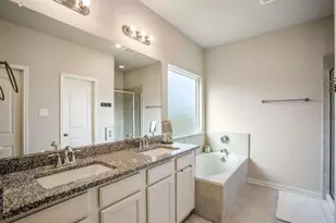 2507 Canyon Crown Ct, Conroe, TX 77304 - Photo 11