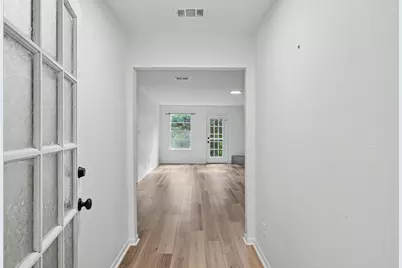 1409 S 3rd Street, Conroe, TX 77301 - Photo 3