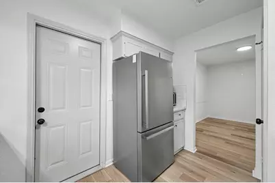 1409 S 3rd Street, Conroe, TX 77301 - Photo 11