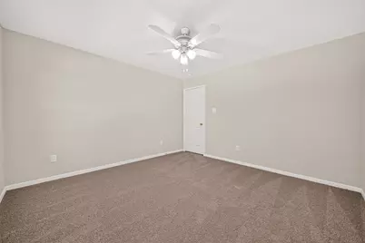 14514 Royal Mountain Drive, Houston, TX 77090 - Photo 41