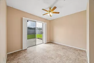 2906 S Peach Hollow Cir, Pearland, TX 77584 - Photo 11