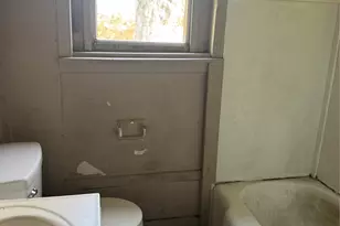 5325 Longmeadow St, Houston, TX 77033 - Photo 19