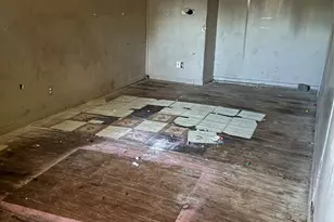 5325 Longmeadow St, Houston, TX 77033 - Photo 25