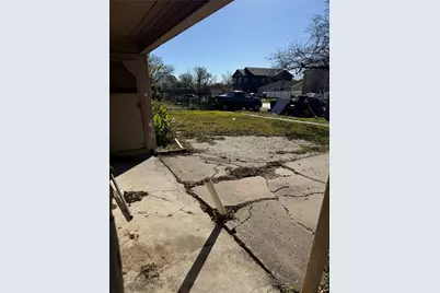 5325 Longmeadow Street, Houston, TX 77033 - Photo 5