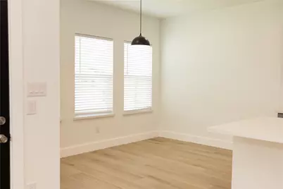 1300 Edison Avenue, Baytown, TX 77520 - Photo 9
