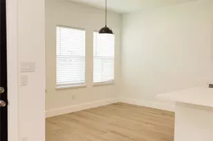 1300 Edison Ave, Baytown, TX 77520 - Photo 9