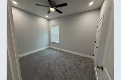 1300 Edison Avenue, Baytown, TX 77520 - Photo 27