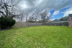 8519 Babbling Brook Ct, Sugar Land, TX 77479 - Photo 41
