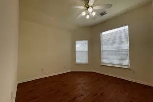 8519 Babbling Brook Ct, Sugar Land, TX 77479 - Photo 37