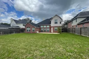 8519 Babbling Brook Ct, Sugar Land, TX 77479 - Photo 39