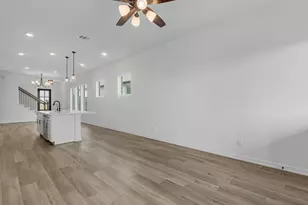 30922 Newcomb Lndg Ln, Waller, TX 77484 - Photo 9
