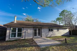 17511 Heritage Cove Dr, Webster, TX 77598 - Photo 29