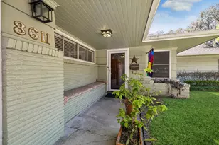 8611 Ferris Dr, Houston, TX 77096 - Photo 5