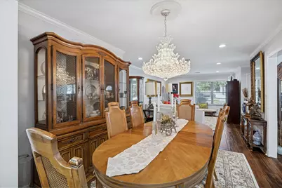 8611 Ferris Drive, Houston, TX 77096 - Photo 9