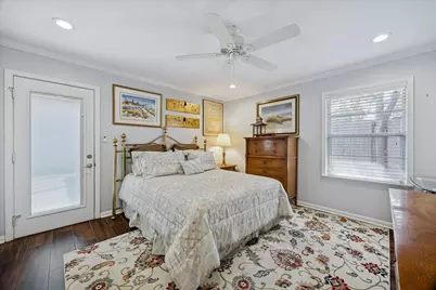 8611 Ferris Drive, Houston, TX 77096 - Photo 23