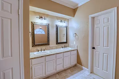 4415 Grand Cayman Drive, Sugar Land, TX 77479 - Photo 25