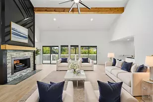 18646 Martinique Dr, Houston, TX 77058 - Photo 3