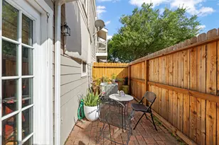 11710 Southlake Dr, Houston, TX 77077 - Photo 17