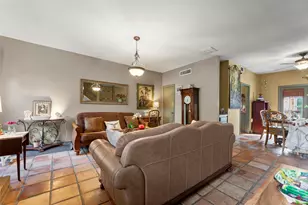 11710 Southlake Dr, Houston, TX 77077 - Photo 5