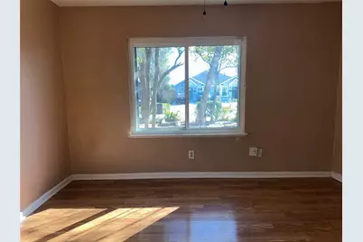 5715 Beldart Street, Houston, TX 77033 - Photo 9