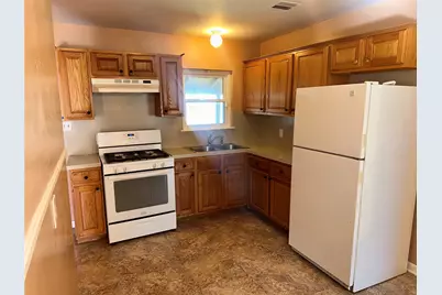 5715 Beldart Street, Houston, TX 77033 - Photo 7