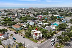 1301 Broadway St, Galveston, TX 77550 - Photo 43