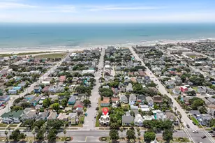 1301 Broadway St, Galveston, TX 77550 - Photo 45