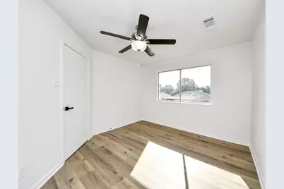 6511 Bayou Crest Drive, Houston, TX 77088 - Photo 31