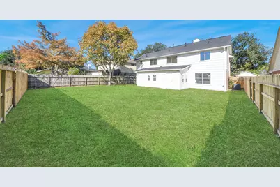6511 Bayou Crest Drive, Houston, TX 77088 - Photo 39