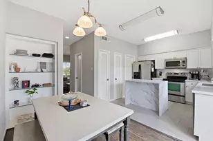 1011 Fountain View Dr, Houston, TX 77057 - Photo 3