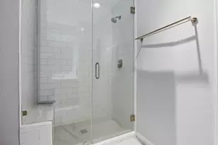 1011 Fountain View Dr, Houston, TX 77057 - Photo 21