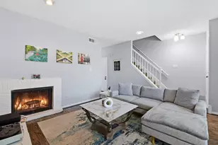 1011 Fountain View Dr, Houston, TX 77057 - Photo 9